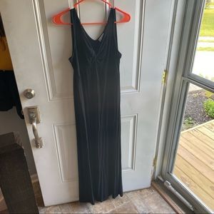Black maternity dress, long, size small